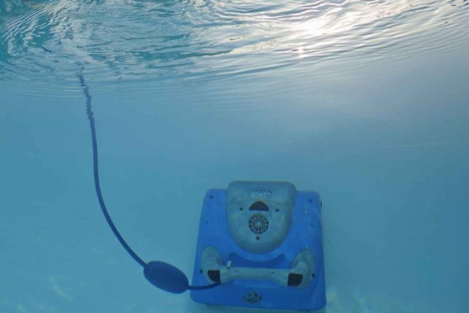 L'aspirateur de piscine : un investissement précieux